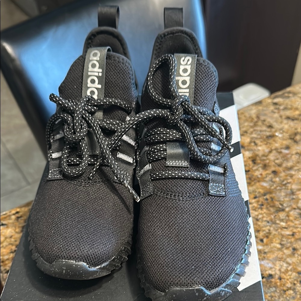 Adidas Kaptir Flow Sneakers